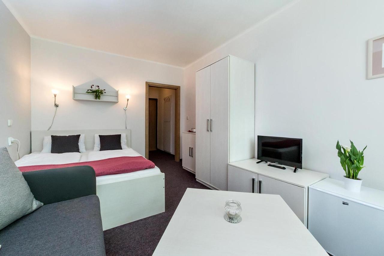 Hotel Racek Černá v Pošumaví Kültér fotó